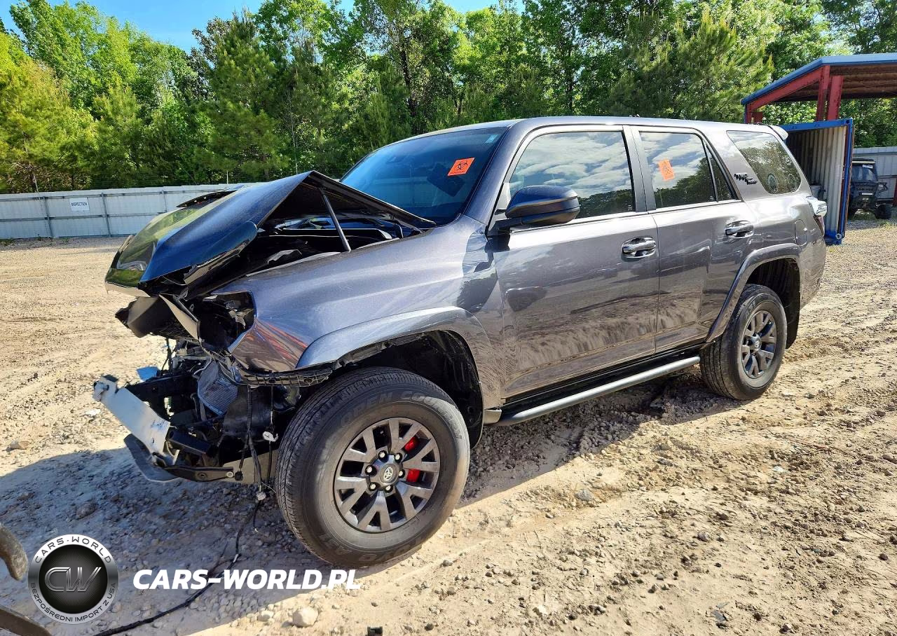 2022 Toyota 4Runner Trd Off-Road – zdjęcie 1 z 13