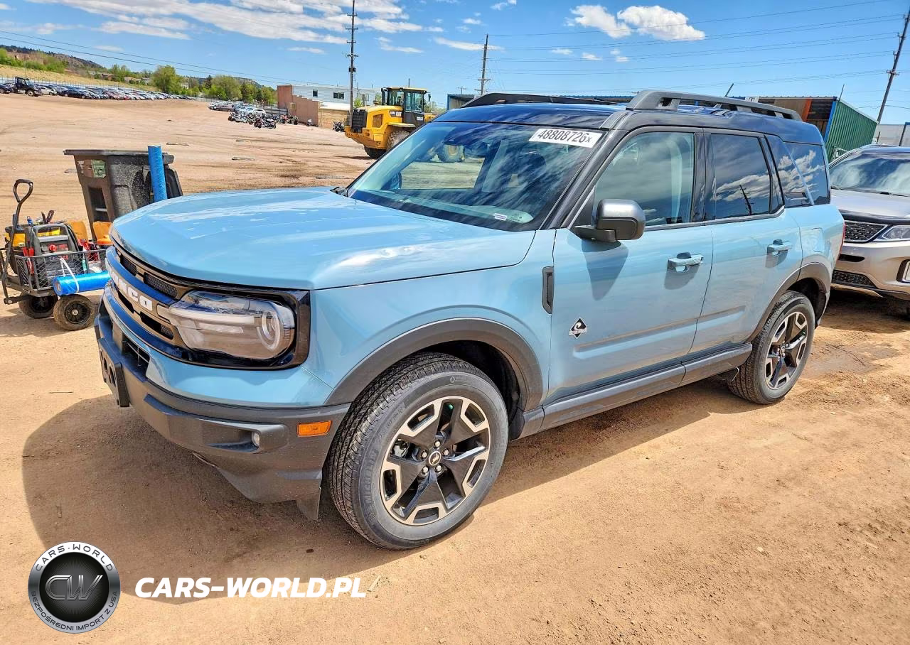 2023 Ford Bronco Sport Outer Banks – zdjęcie 1 z 12