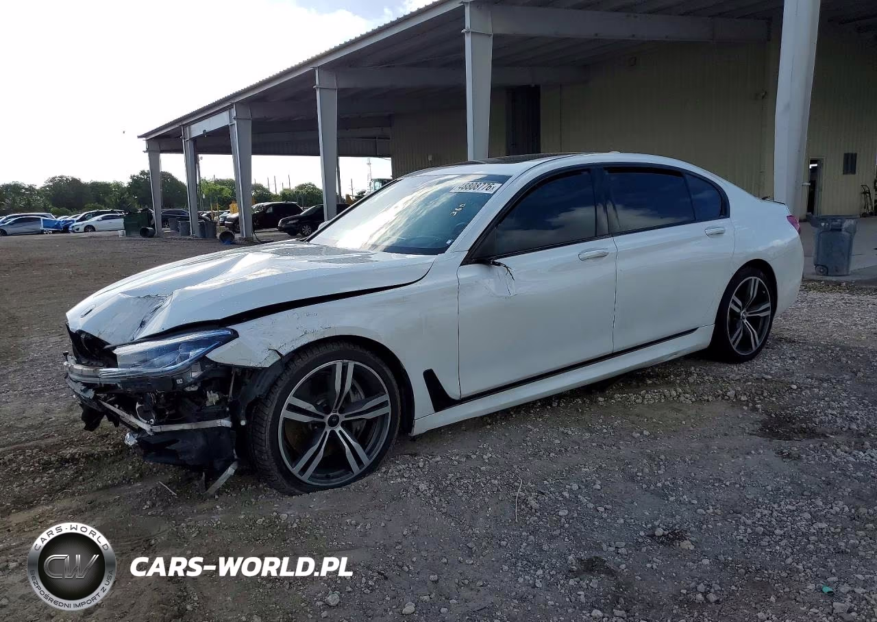 2017 BMW 750 Xi