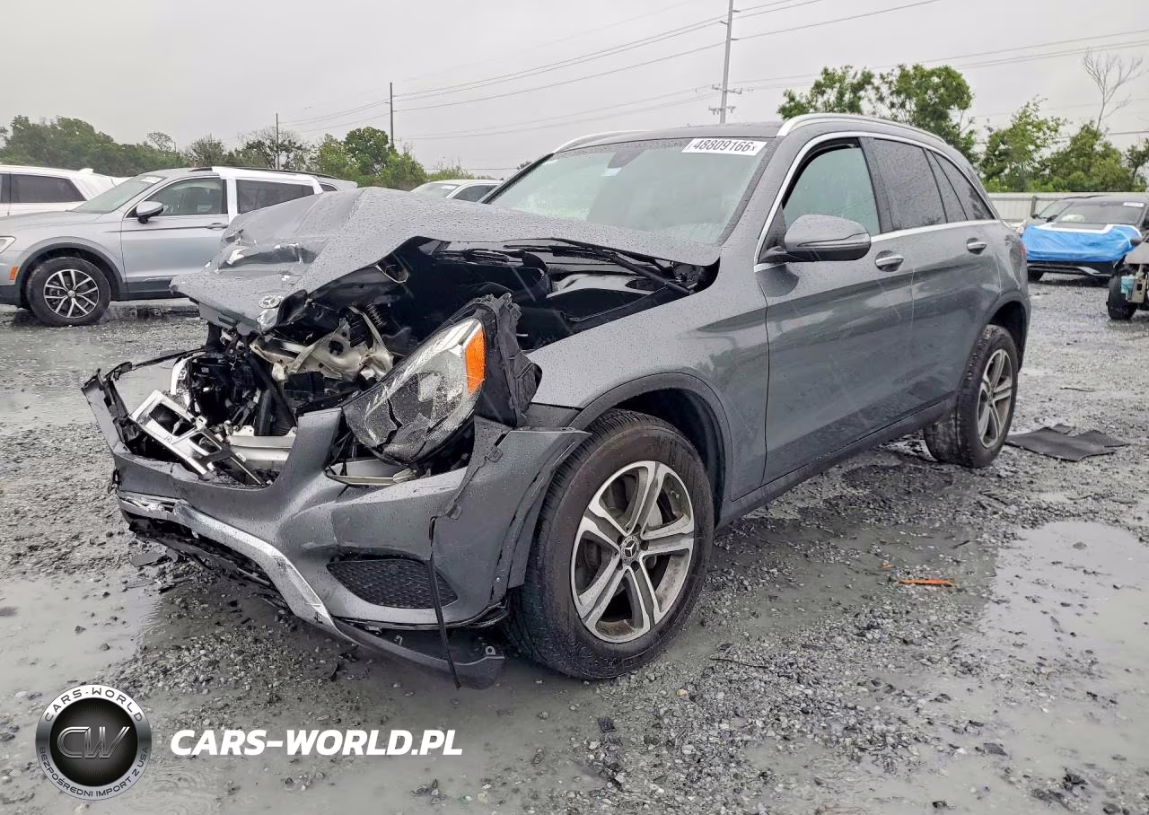 2019 Mercedes-Benz Glc 300 – zdjęcie 1 z 13
