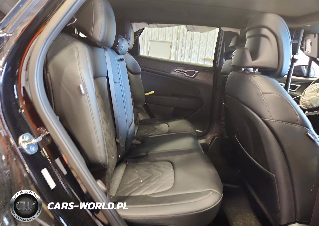 2025 Kia Sportage X-Line VIN:5XYK6CDF0SG306751 - 11