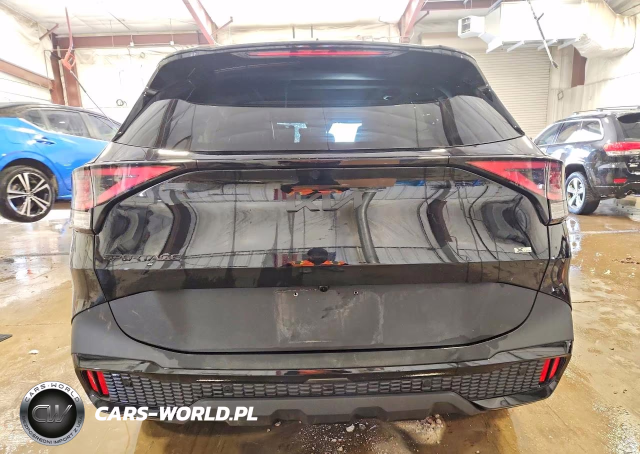 2025 Kia Sportage X-Line VIN:5XYK6CDF0SG306751 - 6