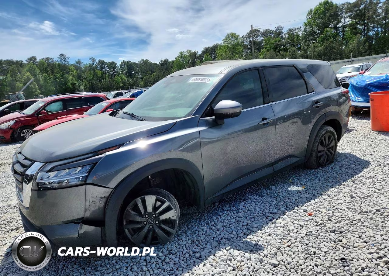 2022 Nissan Pathfinder S
