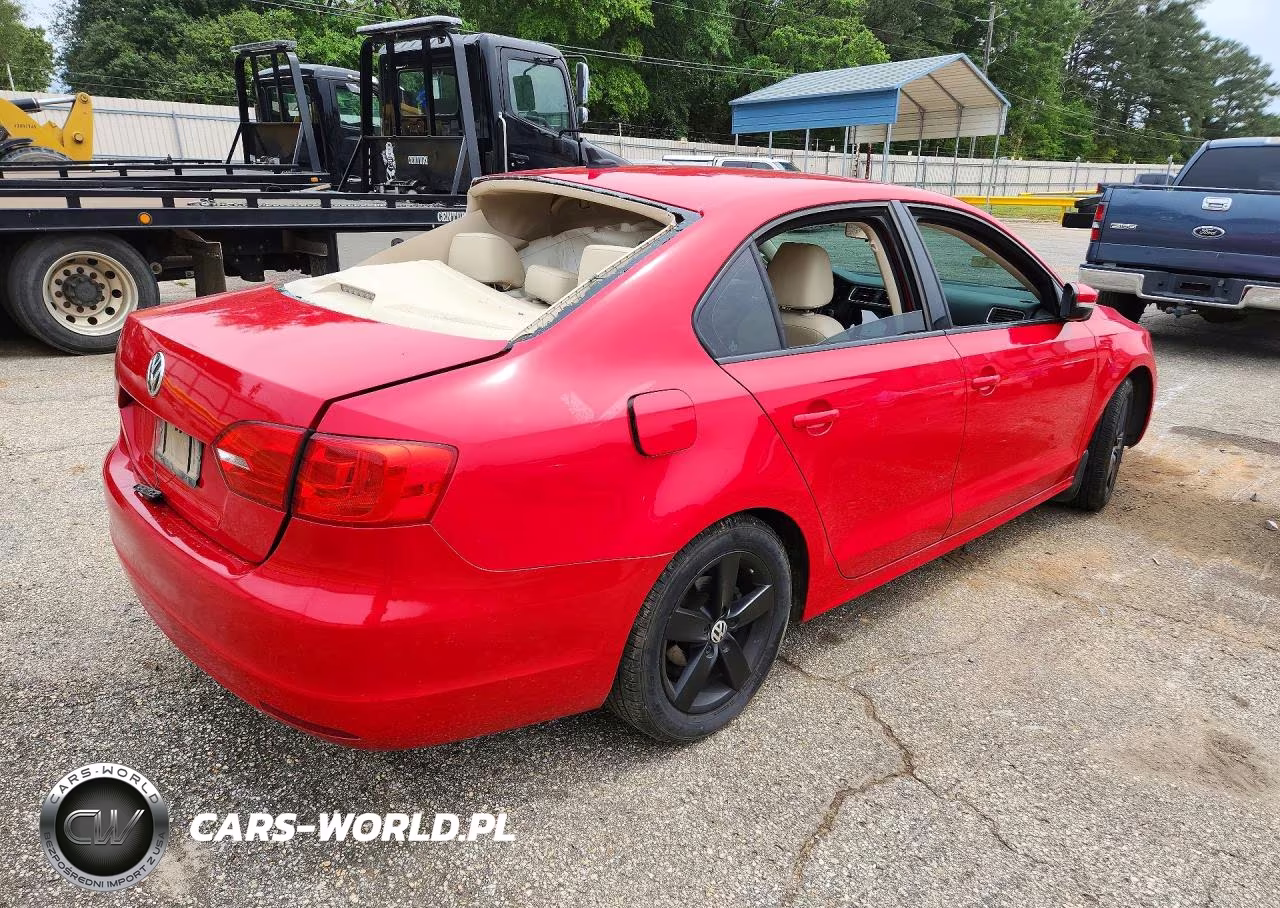 2014 Volkswagen Jetta Tdi VIN:3VWLL7AJ2EM223596 - 3