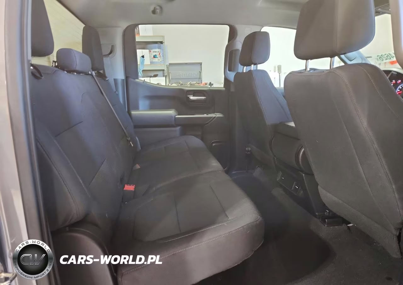 2021 Chevrolet Silverado K1500 Custom VIN:1GCPYBEK7MZ447584 - 10