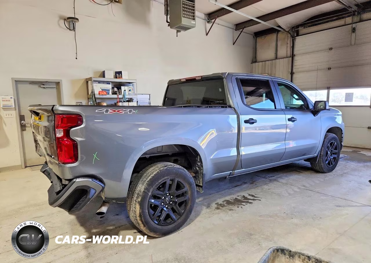 2021 Chevrolet Silverado K1500 Custom VIN:1GCPYBEK7MZ447584 - 3