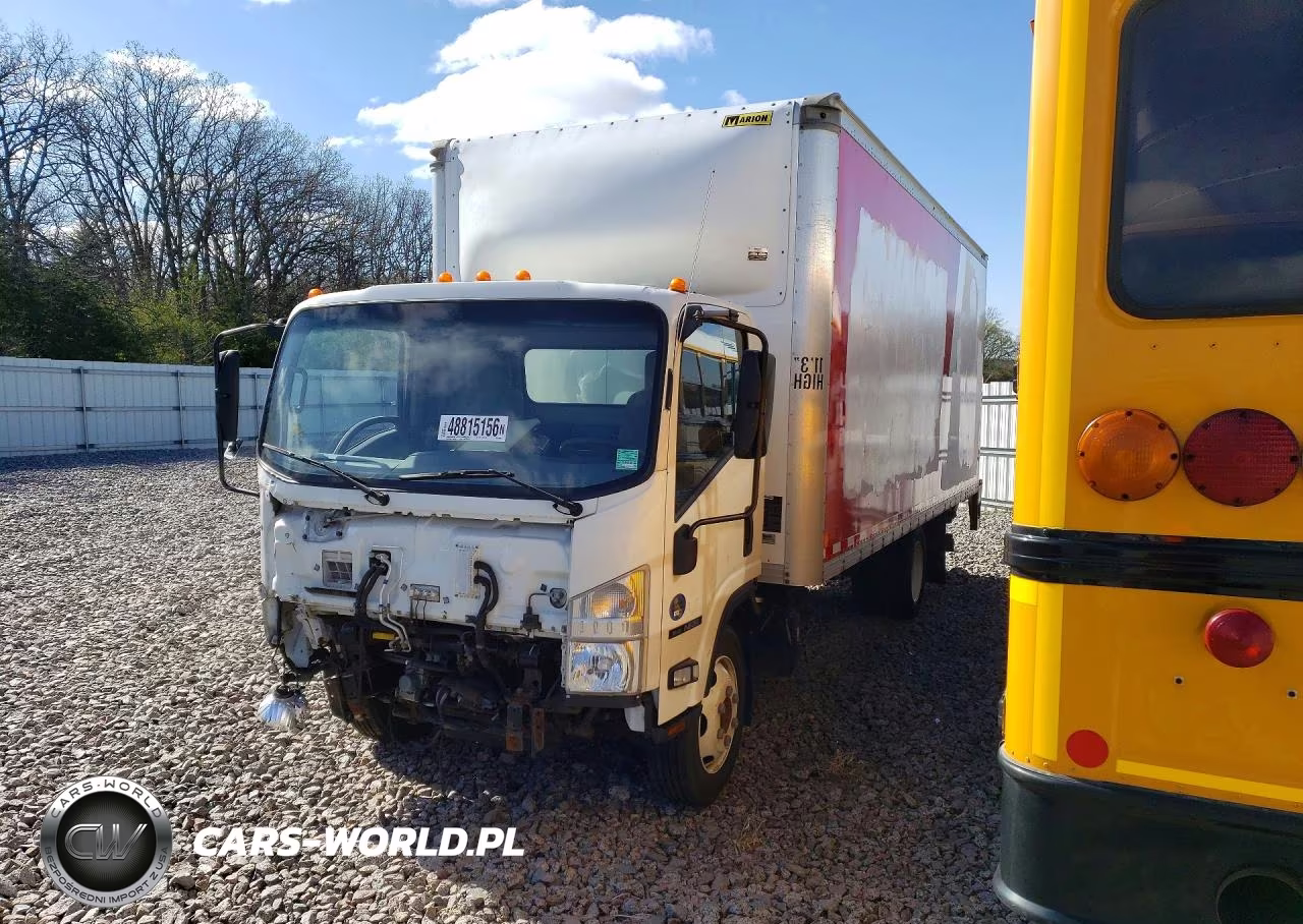 2022 Isuzu Nrr