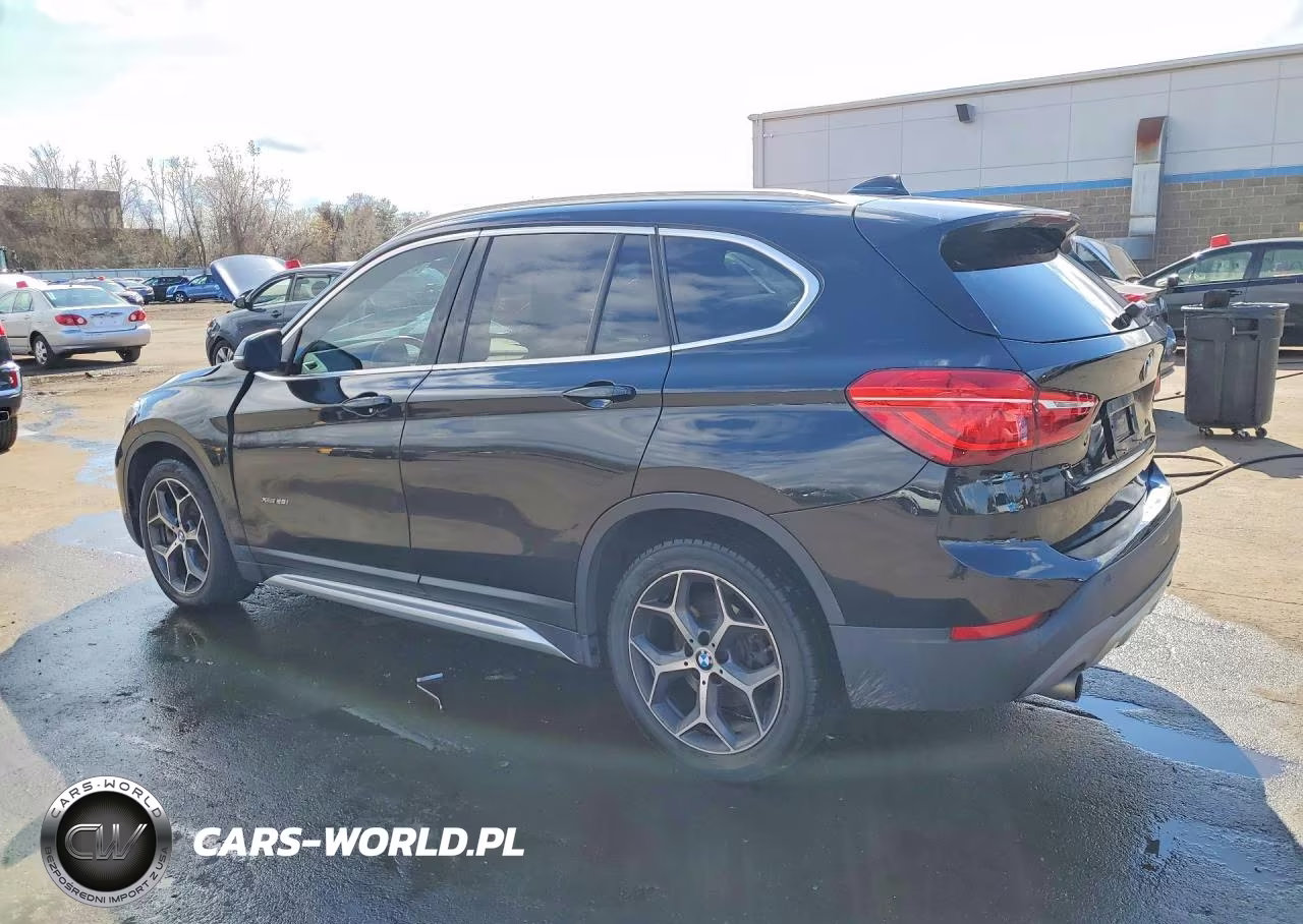 2018 BMW X1 xDrive28I VIN:WBXHT3C38J5L26315 - 2