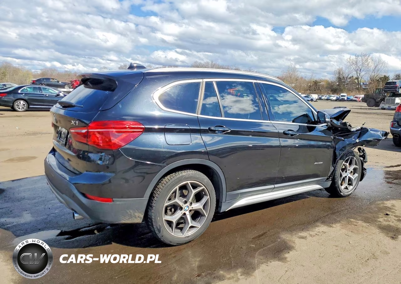 2018 BMW X1 xDrive28I VIN:WBXHT3C38J5L26315 - 3