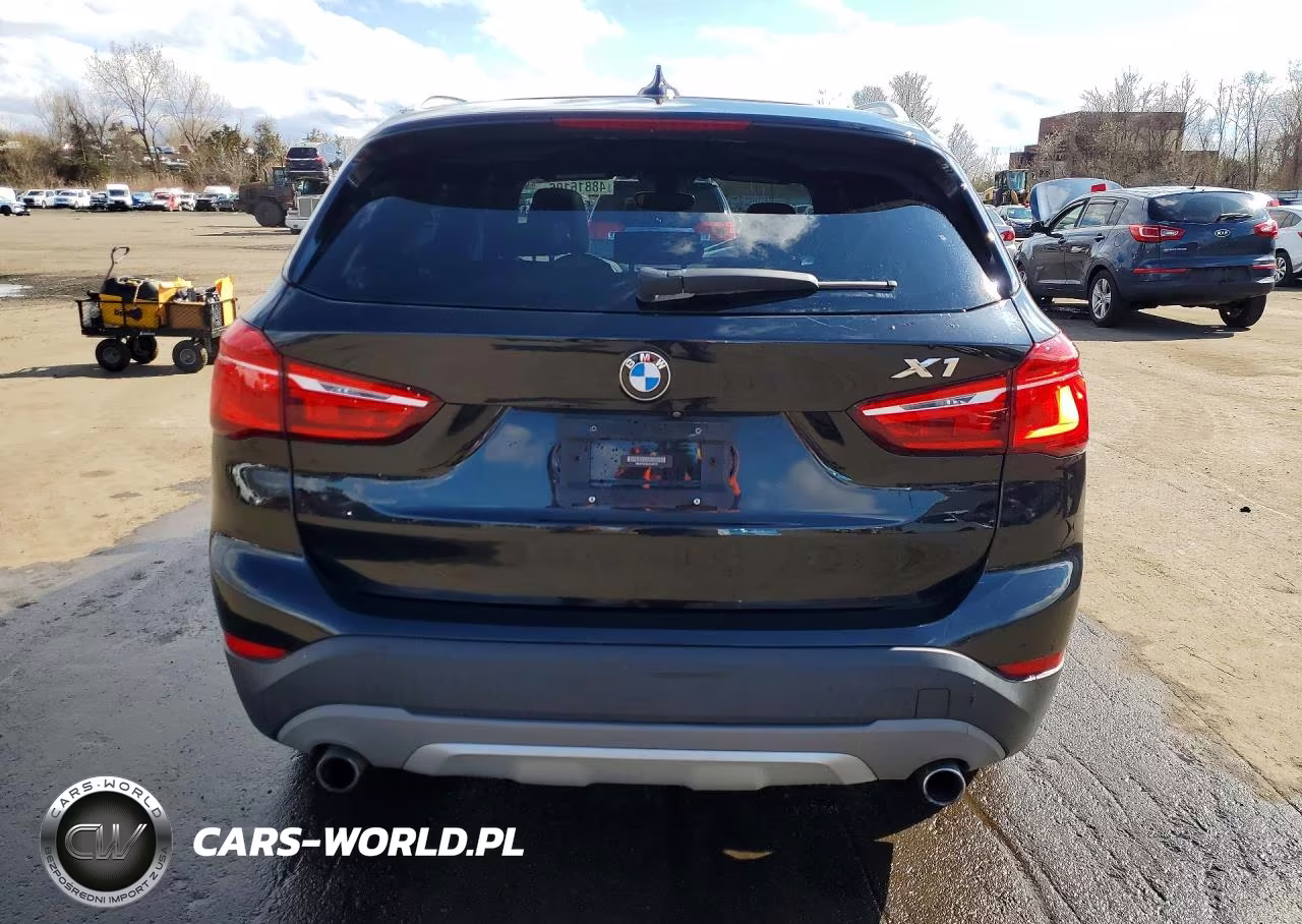 2018 BMW X1 xDrive28I VIN:WBXHT3C38J5L26315 - 6
