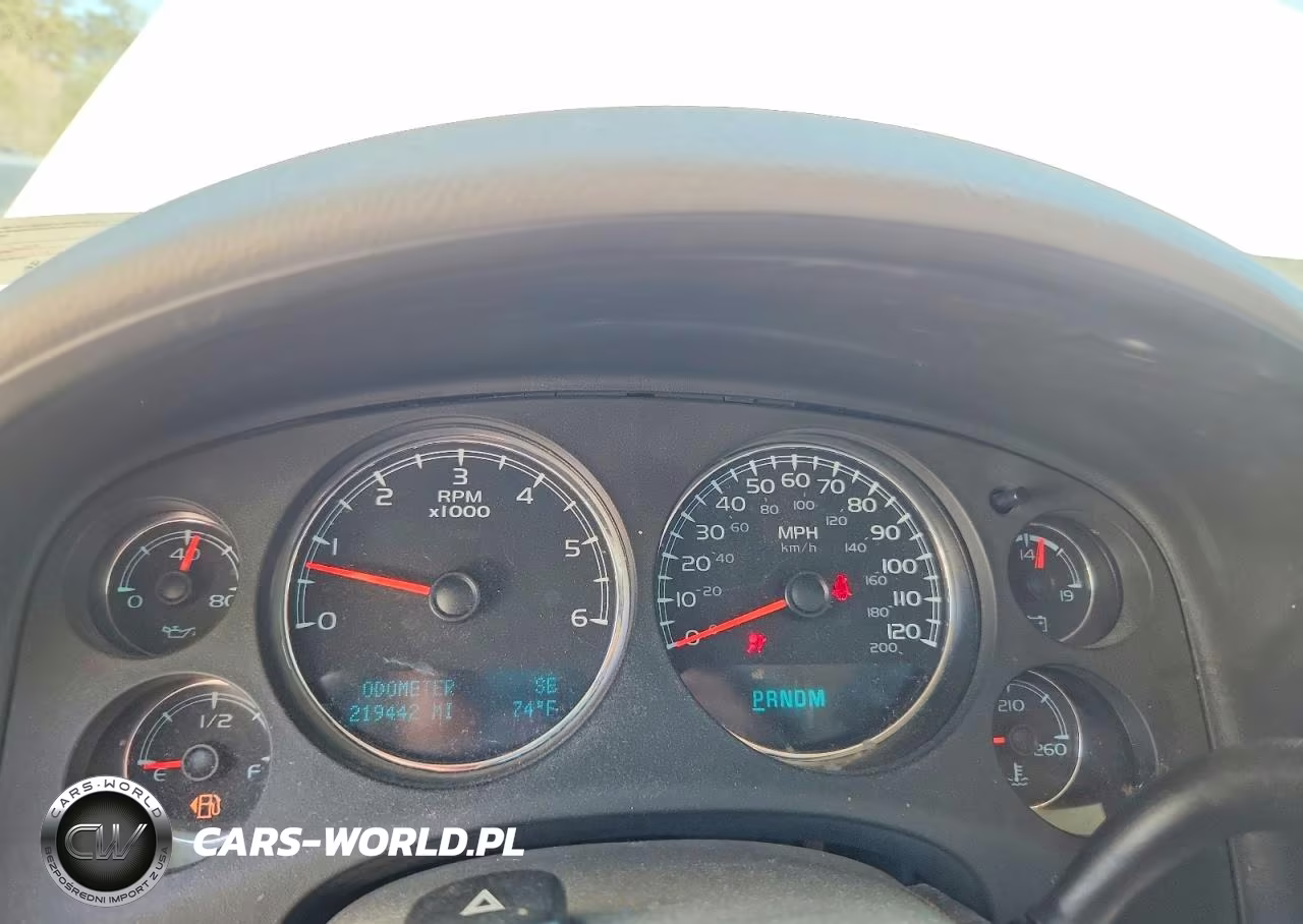 2011 Chevrolet Suburban K1500 Lt VIN:1GNSKJE32BR168482 - 9
