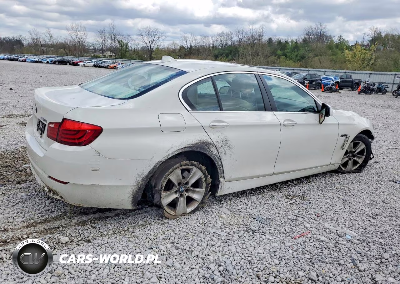 2013 BMW 528 Xi VIN:WBAXH5C59DD106664 - 3