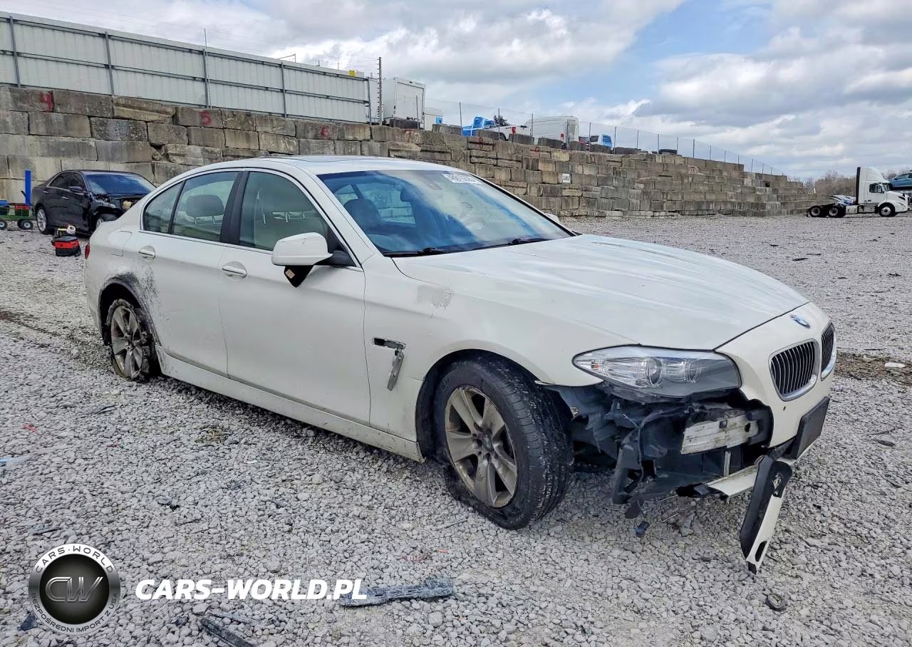 2013 BMW 528 Xi VIN:WBAXH5C59DD106664 - 4