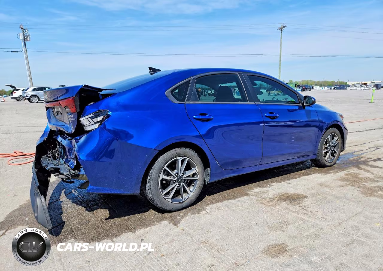 2023 Kia Forte Lxs VIN:3KPF24AD5PE678547 - 3