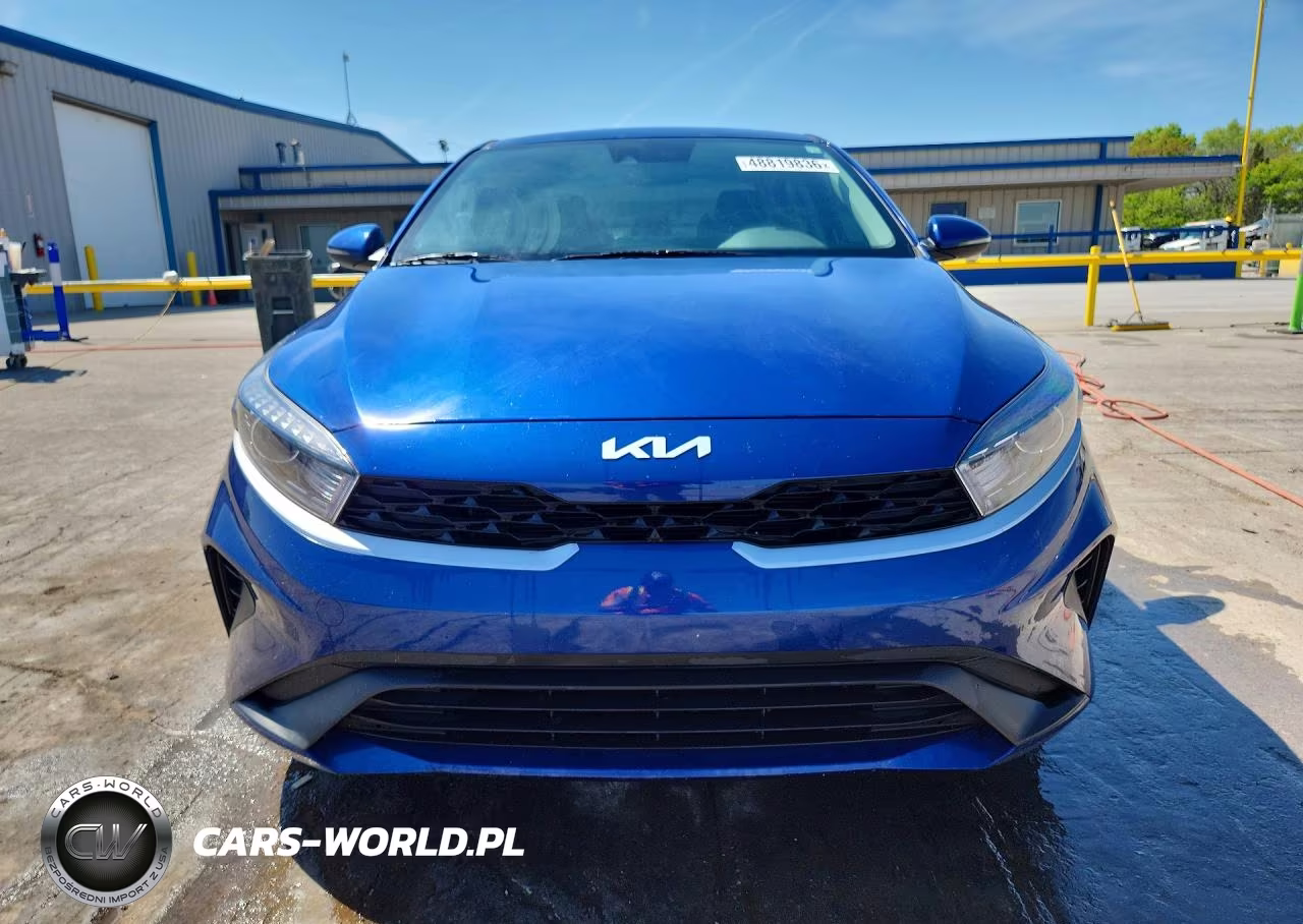2023 Kia Forte Lxs VIN:3KPF24AD5PE678547 - 5