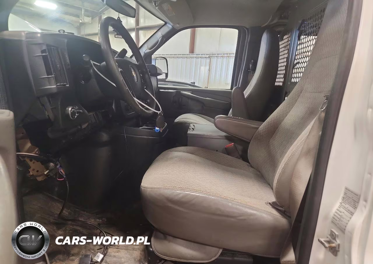 2014 Chev Express G2500 VIN:1GCWGFCA6E1198887 - 7