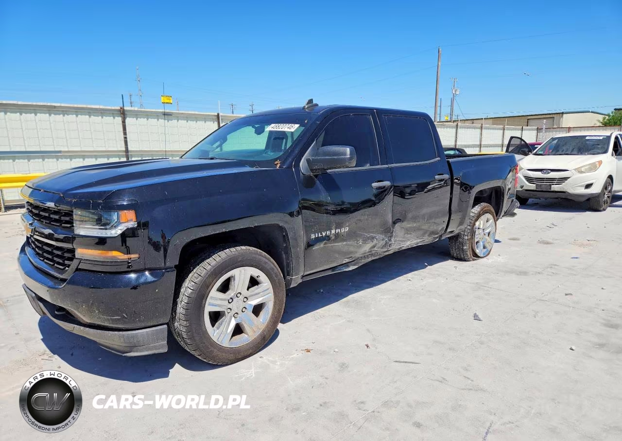 2018 Chevrolet Silverado C1500 Custom