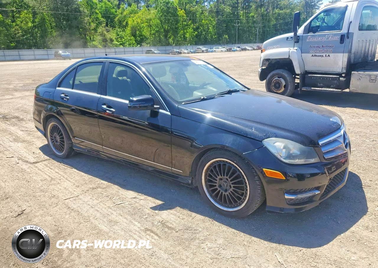 2013 Mercedes-Benz C 250 VIN:WDDGF4HB4DR254005 - 4