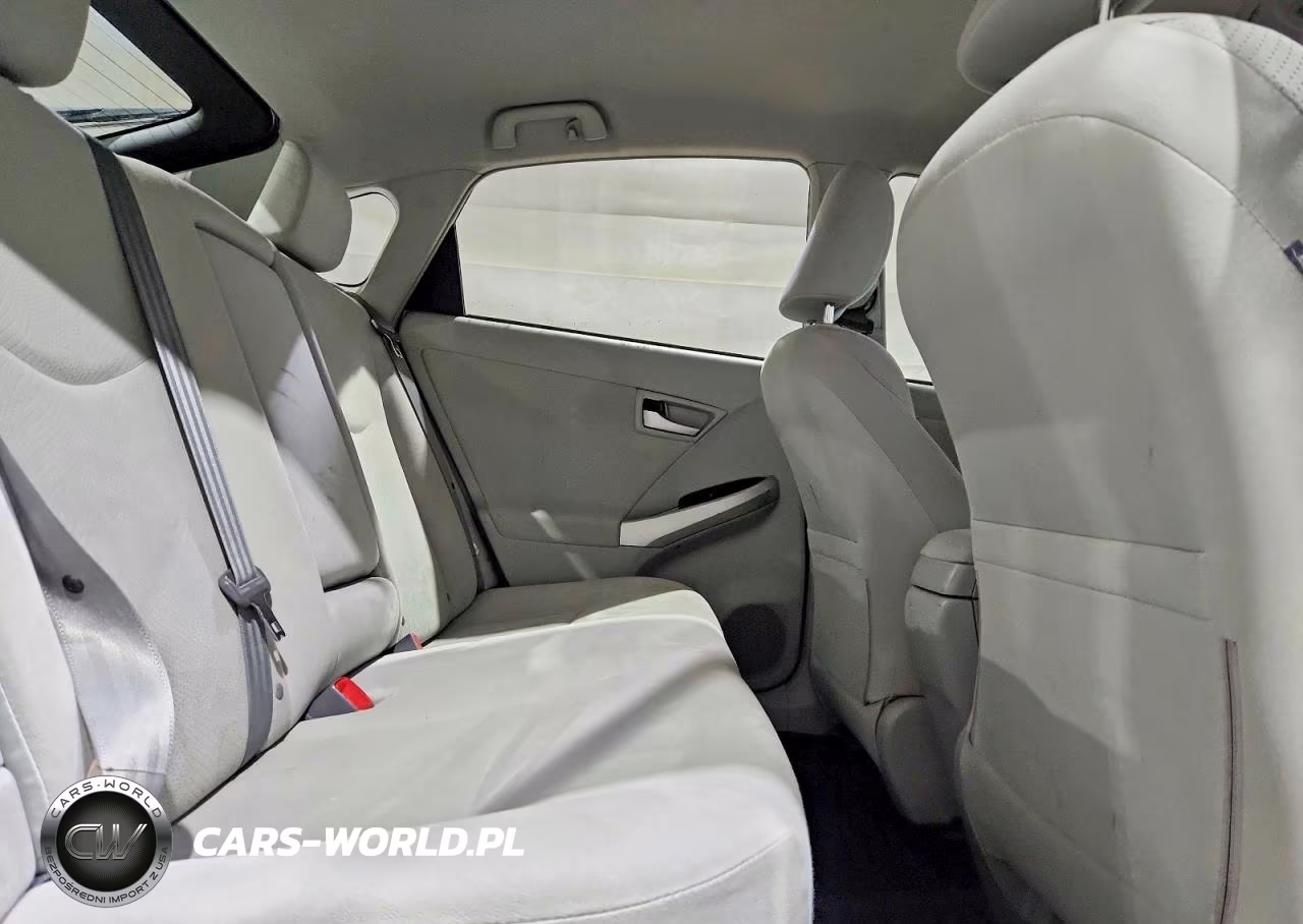 2012 Toyota Prius Two VIN:JTDKN3DU8C5452892 - 10