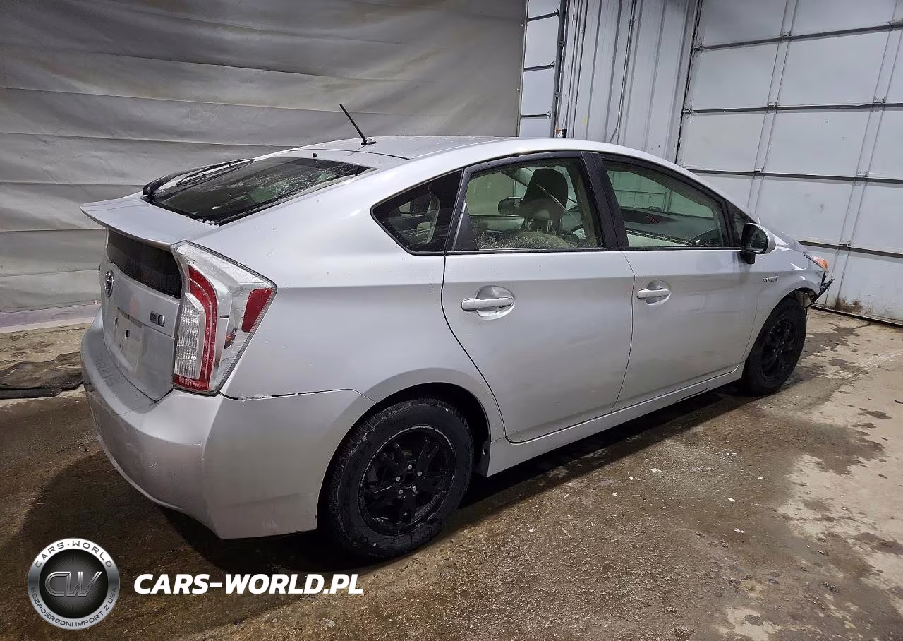 2012 Toyota Prius Two VIN:JTDKN3DU8C5452892 - 3