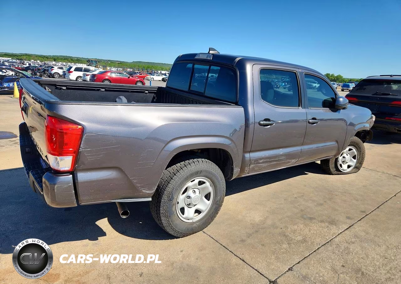 2017 Toyota Tacoma Sr VIN:5TFAX5GN8HX095652 - 3