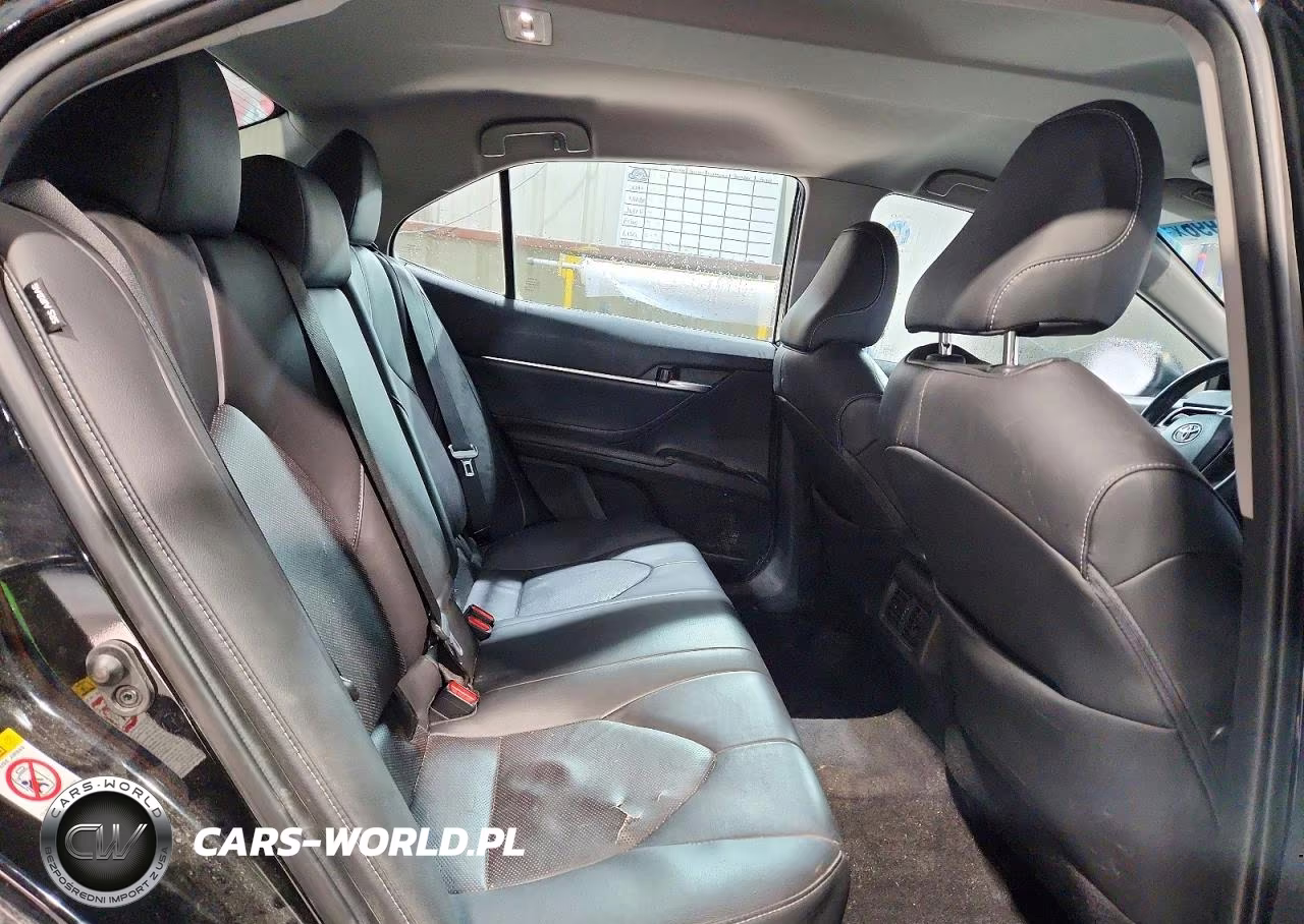 2018 Toyota Camry Xse VIN:4T1B61HK9JU080892 - 10