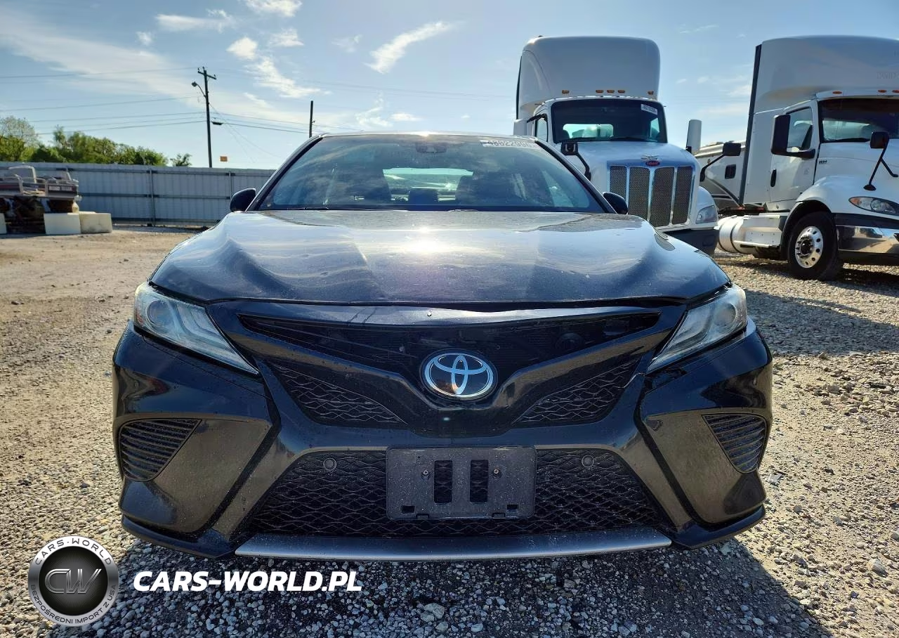2018 Toyota Camry Xse VIN:4T1B61HK9JU080892 - 5