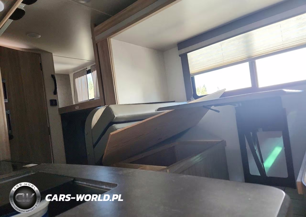 2021 Winnebago Camper VIN:54CTM2J25M3052564 - 5