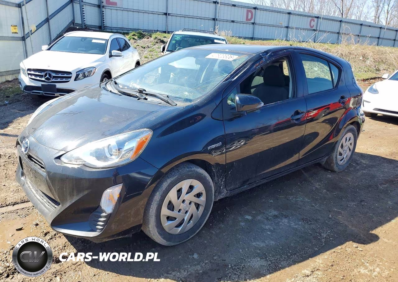 2016 Toyota Prius C Two