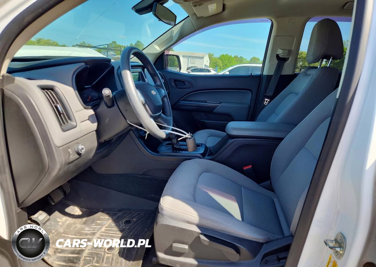 2018 Chevrolet Colorado VIN:1GCGSBEN1J1230067 - 3