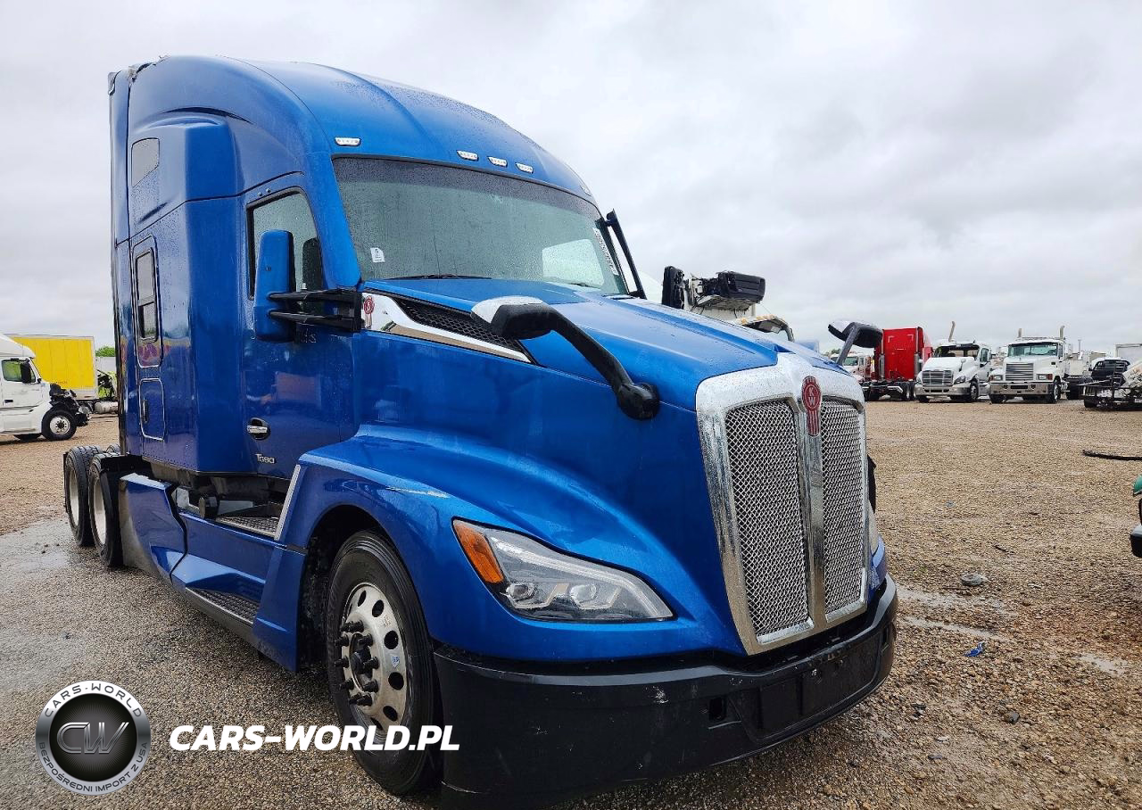 2023 Kenworth T680 Semi Truck