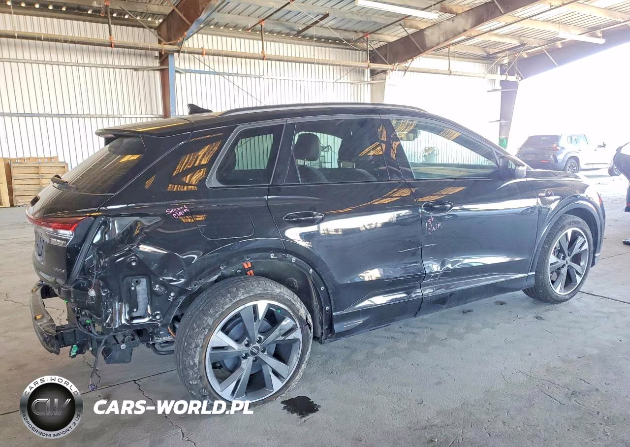 2024 Audi Q4 E-Tron Premium Plus VIN:WA1LUBFZ7RP044398 - 3