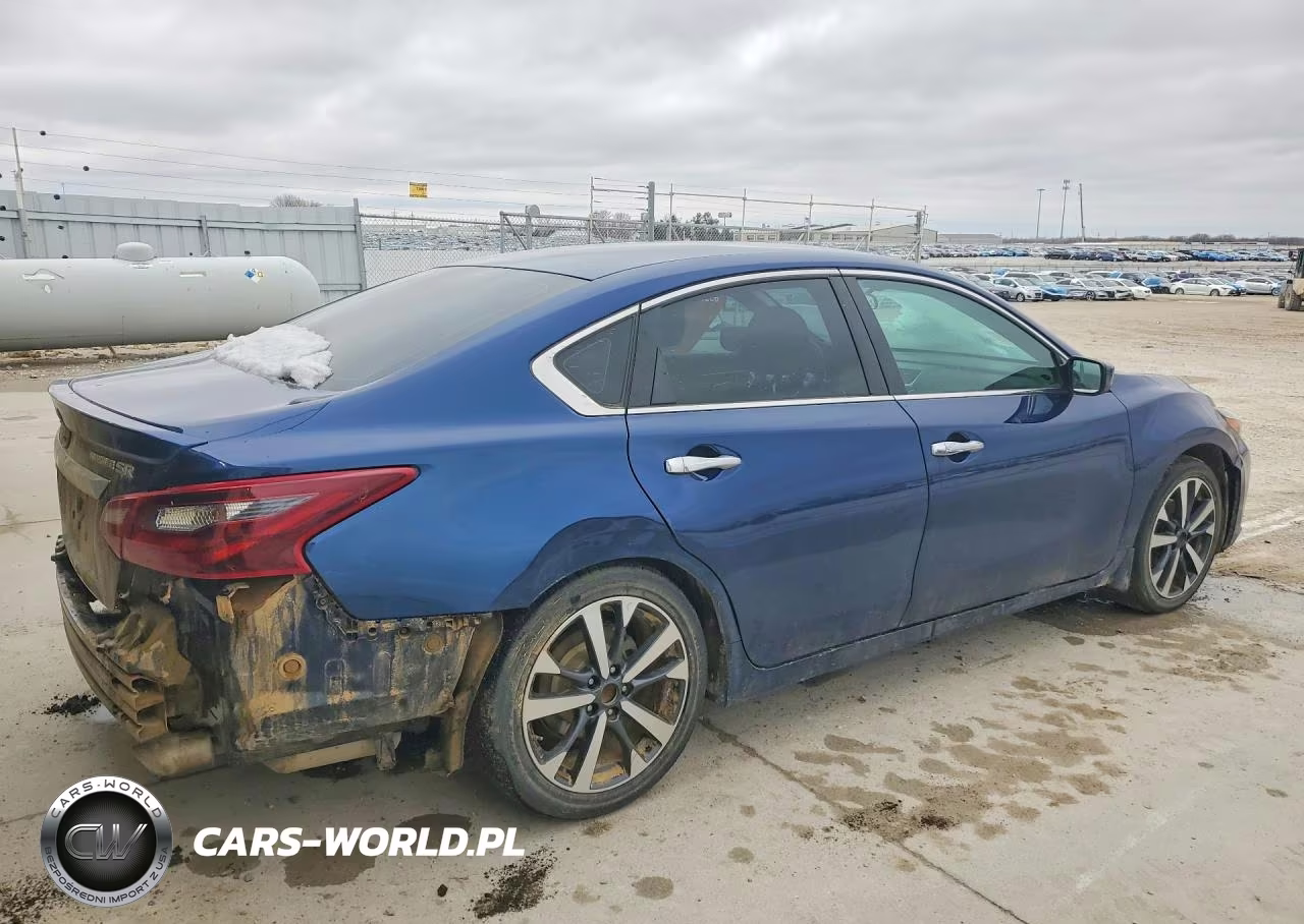 2017 Nissan Altima 2.5 Sr VIN:1N4AL3AP1HC260092 - 3