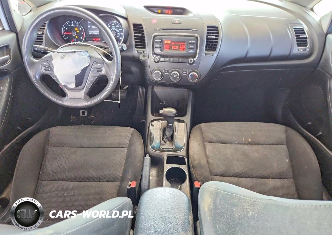 2017 Kia Forte Lx VIN:3KPFK4A7XHE159716 - 8