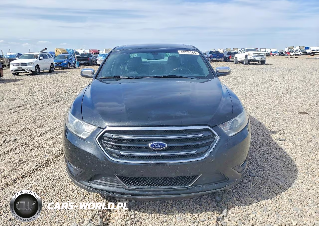2015 Ford Taurus Limited VIN:1FAHP2F81FG118569 - 5