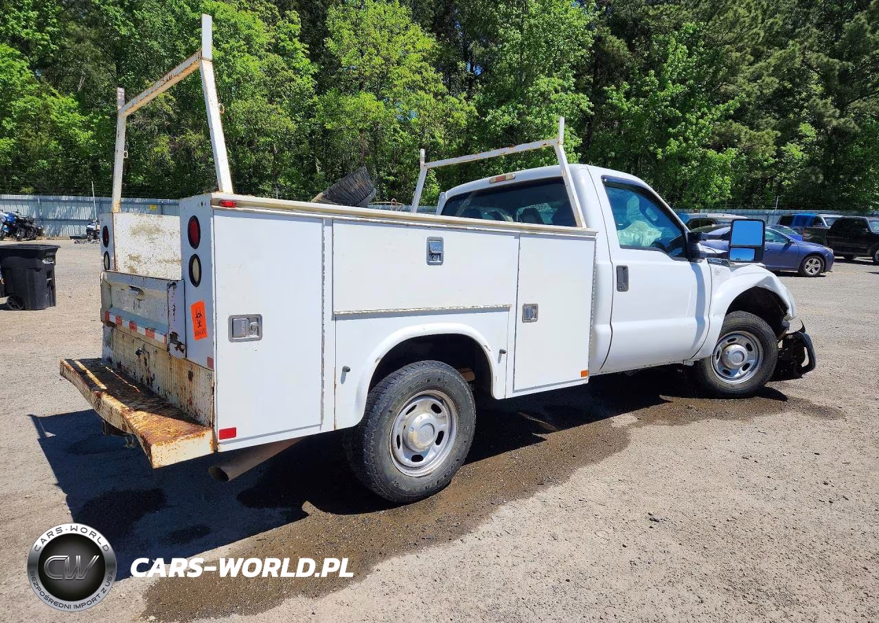 2011 Ford F250 Super Duty VIN:1FTBF2A62BEA23369 - 3