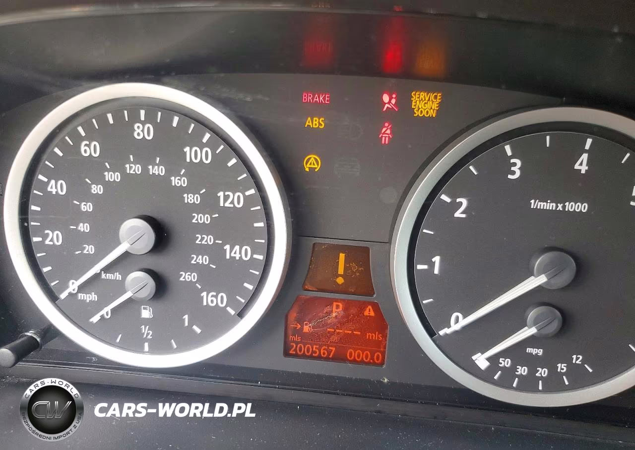 2007 BMW 525 I VIN:WBANE53567CY07236 - 9