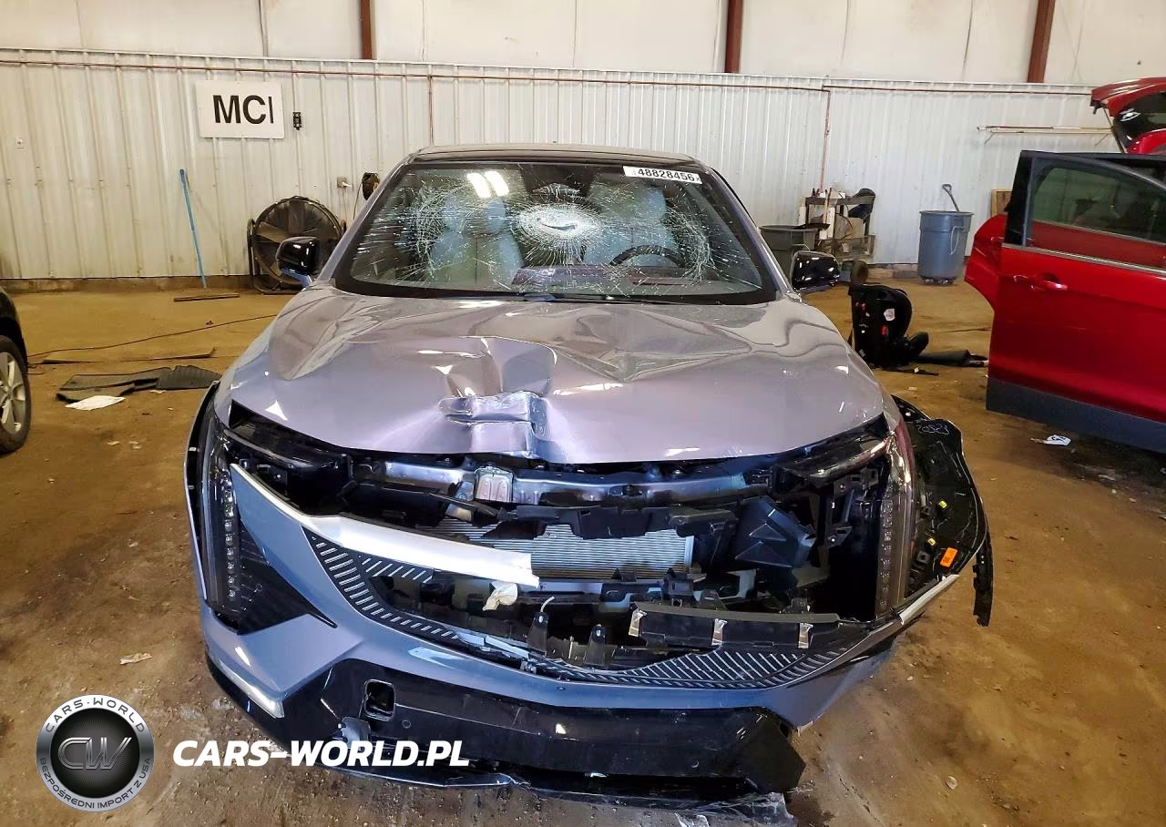 2026 Cadillac Optiq Luxury VIN:3GYK3DM48TS146402 - 5