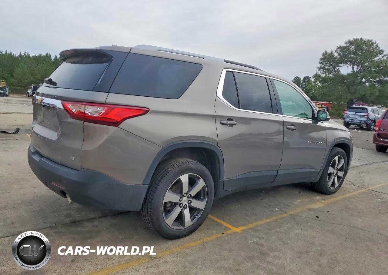 2018 Chevrolet Traverse Lt VIN:1GNERHKW5JJ202427 - 3