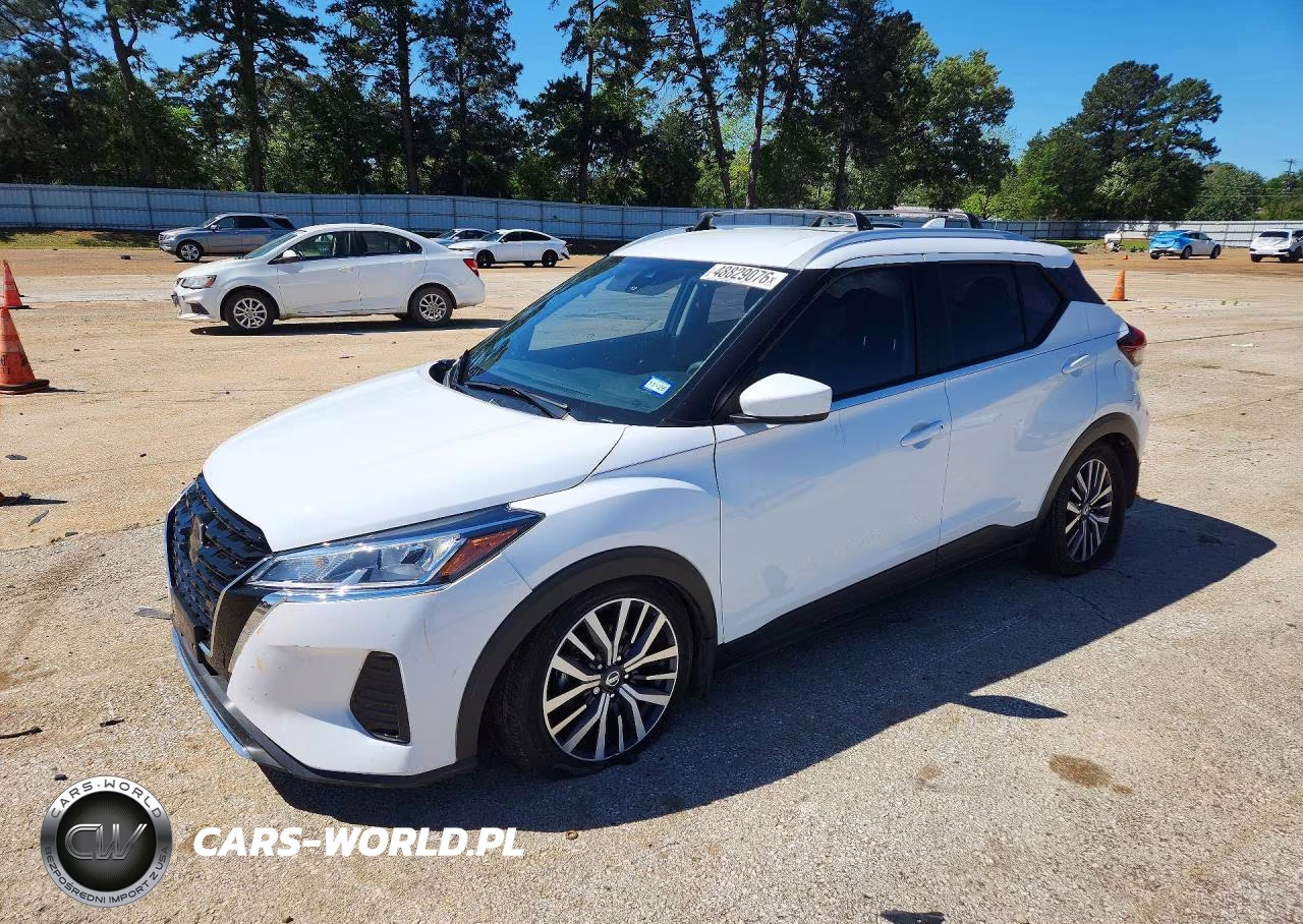 2021 Nissan Kicks Sv