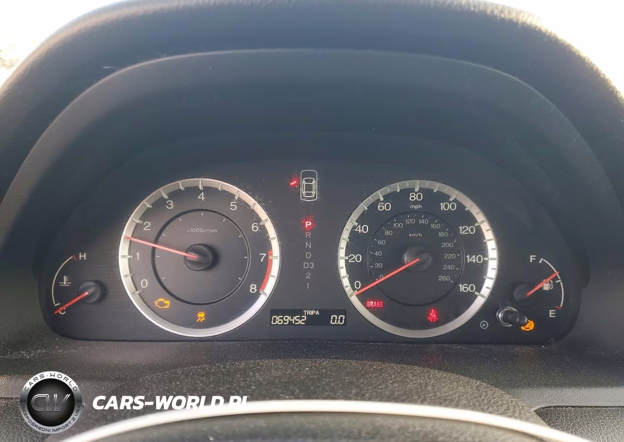 2011 Honda Accord Lx VIN:1HGCP2F3XBA134907 - 9