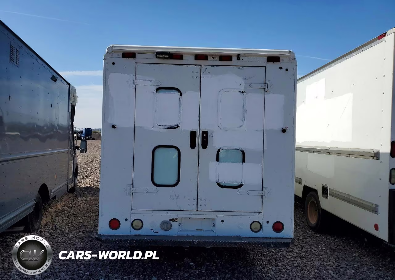 2006 Ford E350 Delivery Truck VIN:1FCKE39L06DA33753 - 6