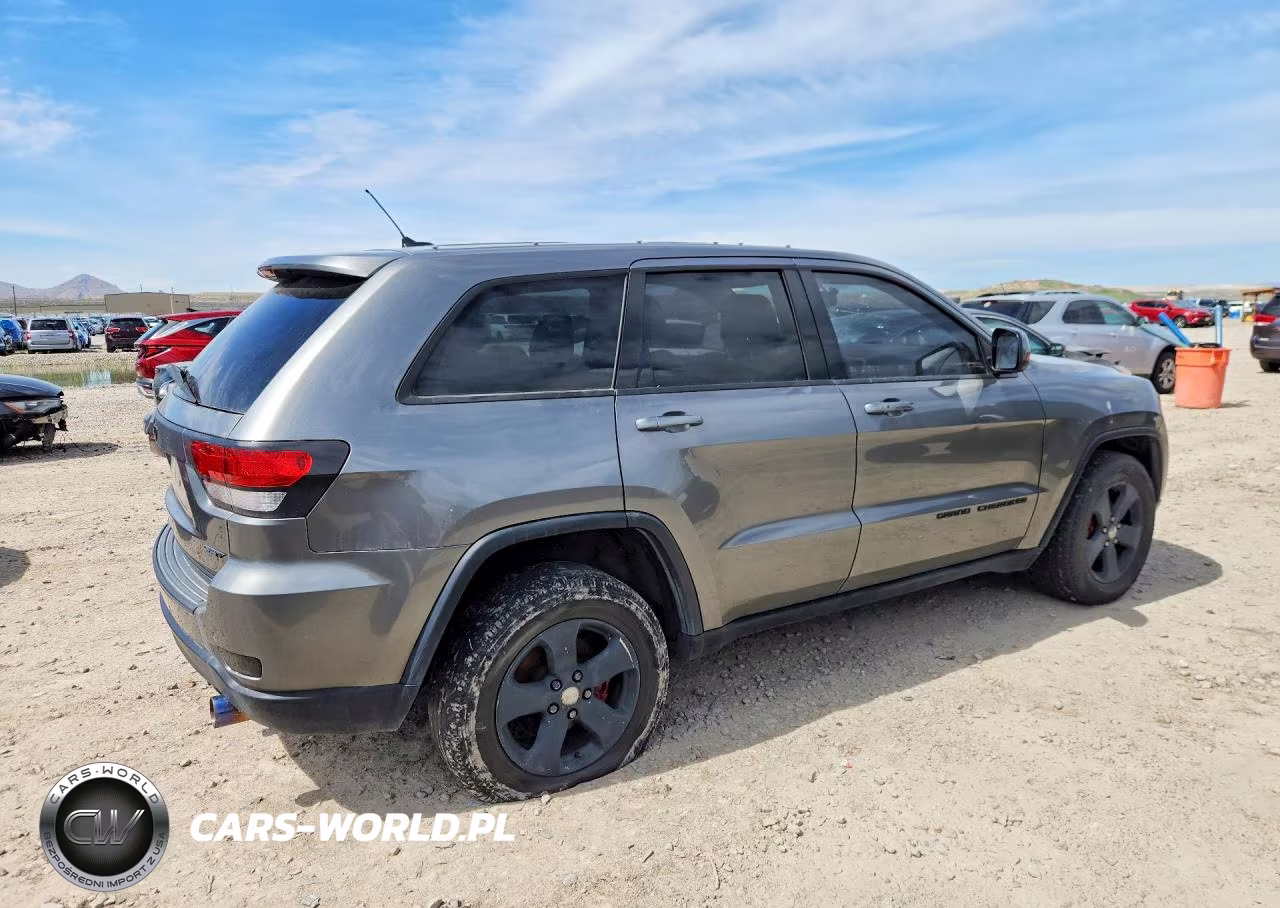 2011 Jeep Grand Cherokee Laredo VIN:1J4RR4GG9BC721291 - 3