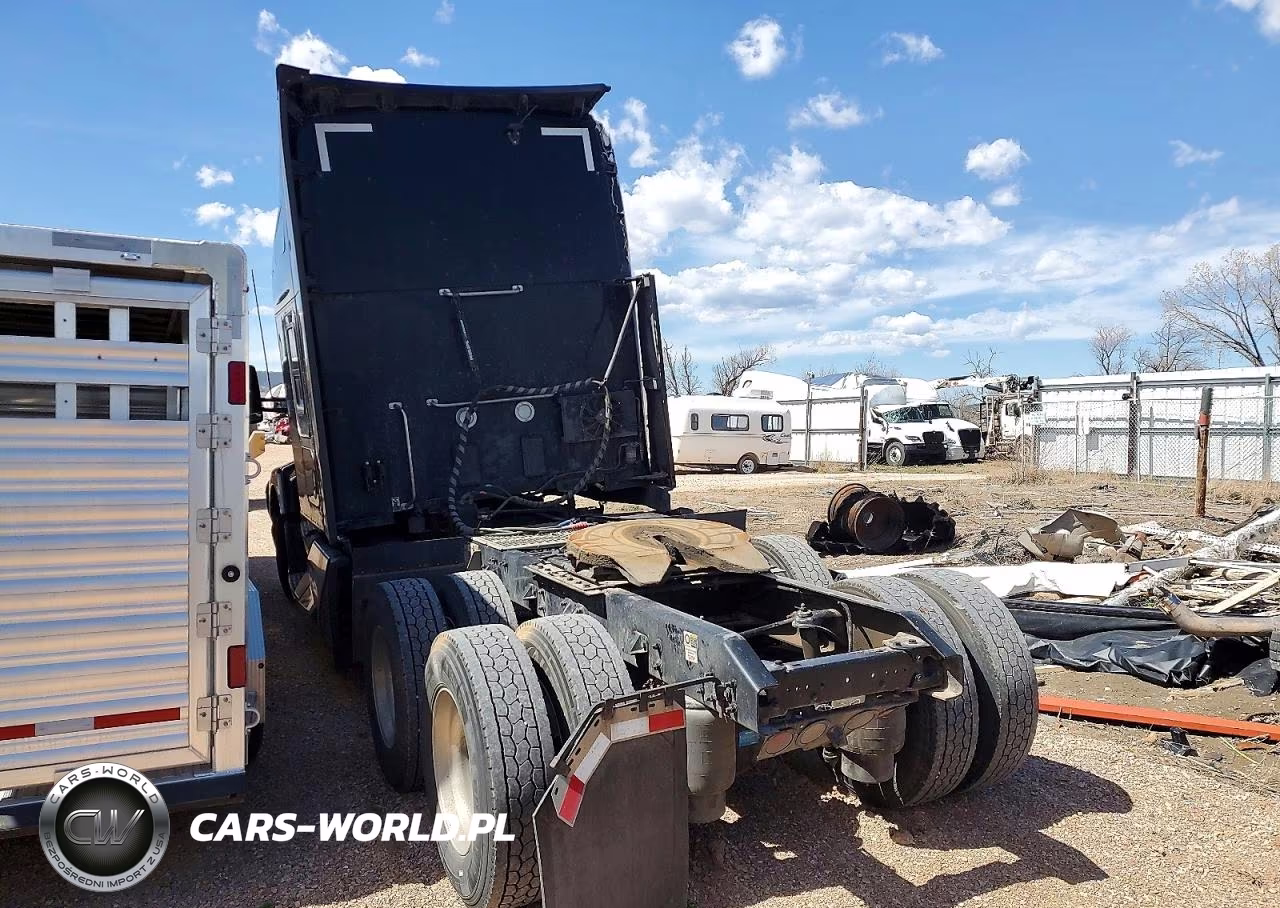 2023 Kenworth T680 Semi Truck VIN:1XKYD49X7PJ258264 - 3