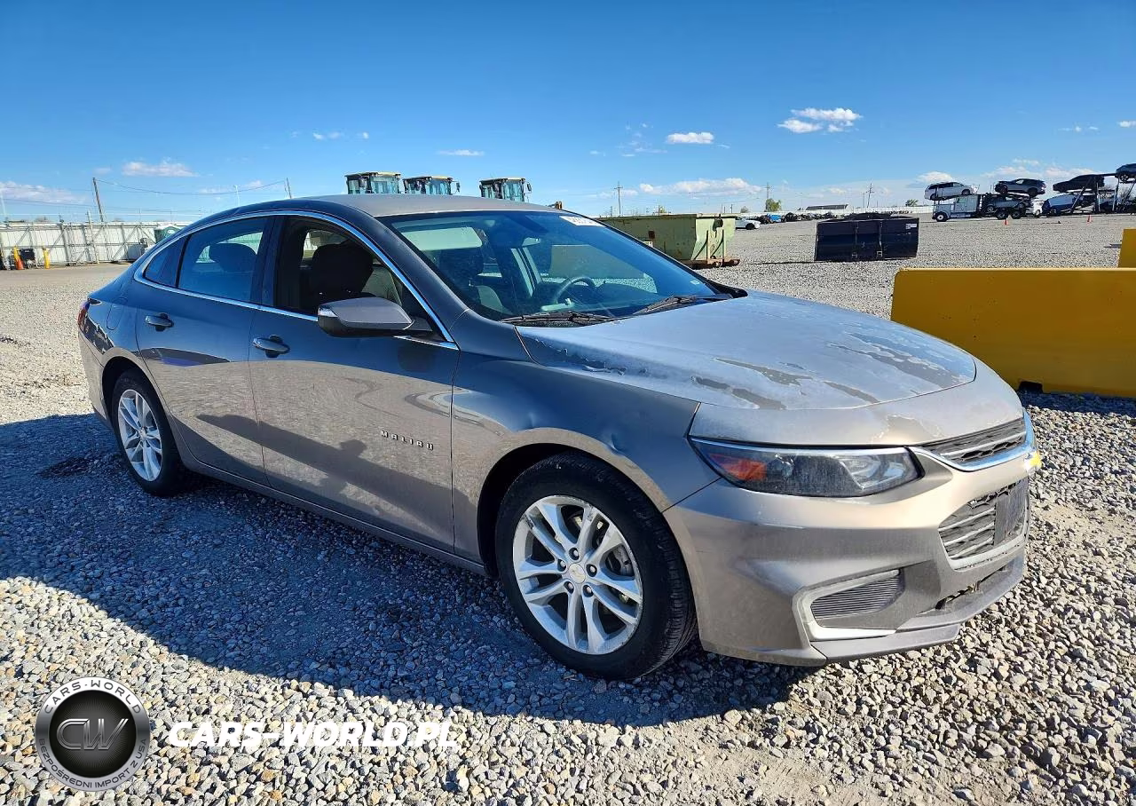 2017 Chevrolet Malibu Lt VIN:1G1ZE5ST0HF130729 - 4