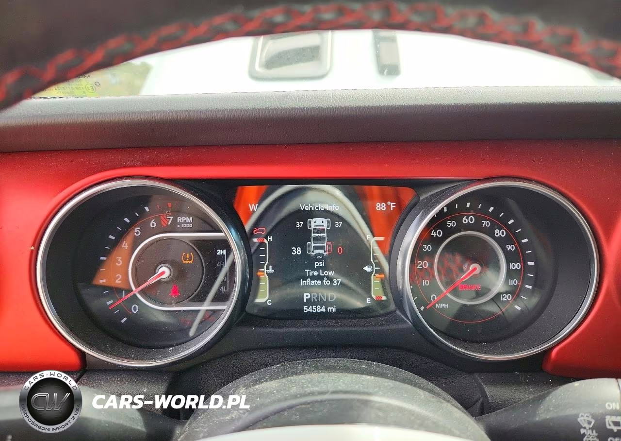 2019 Jeep Wrangler Unlimited Rubicon VIN:1C4HJXFG7KW607705 - 9