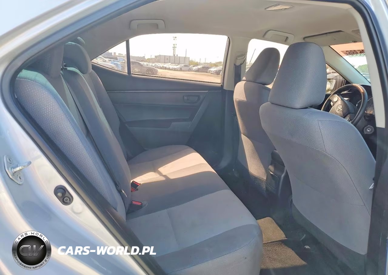 2015 Toyota Corolla L VIN:2T1BURHE7FC271864 - 10