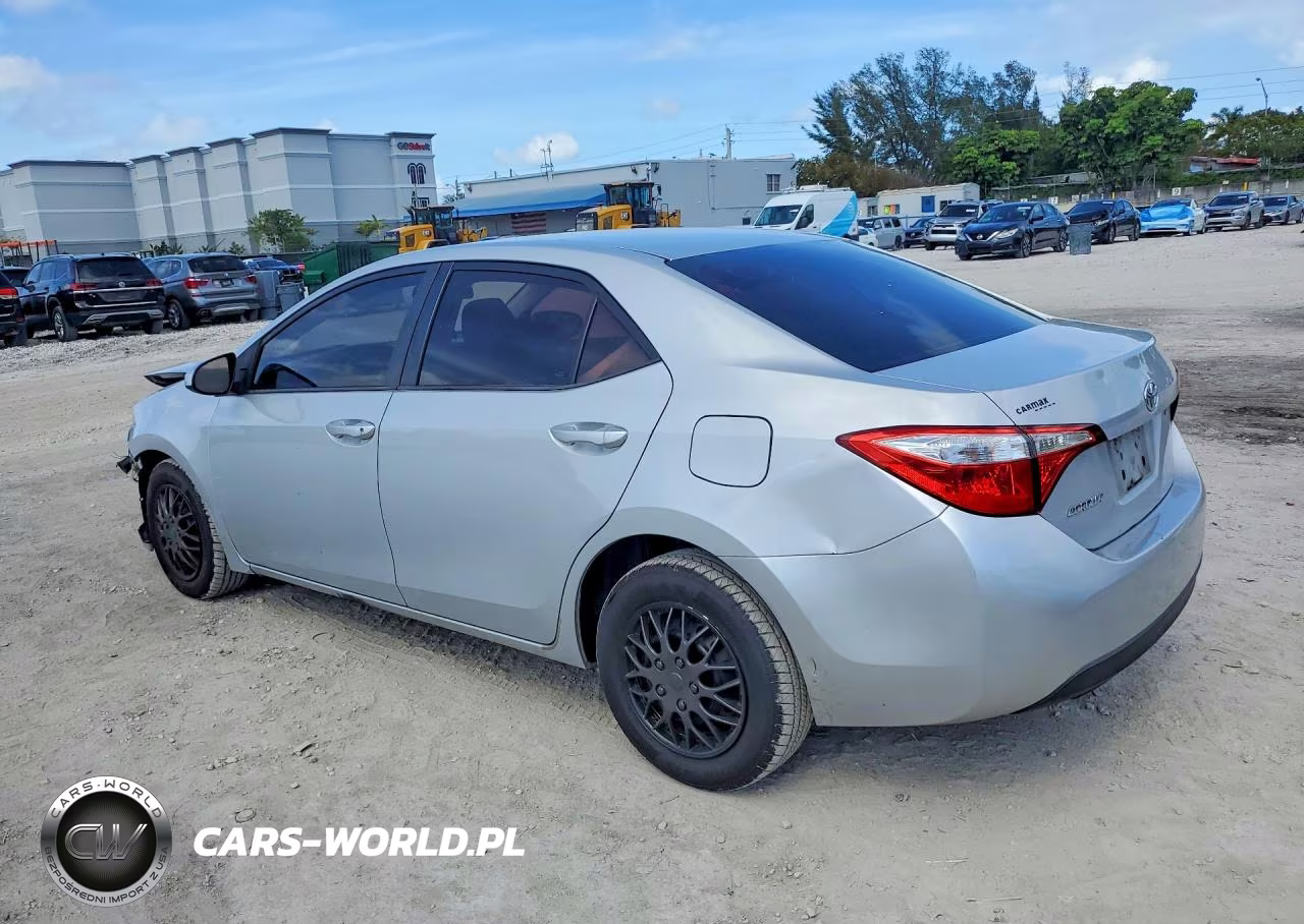 2015 Toyota Corolla L VIN:2T1BURHE7FC271864 - 2
