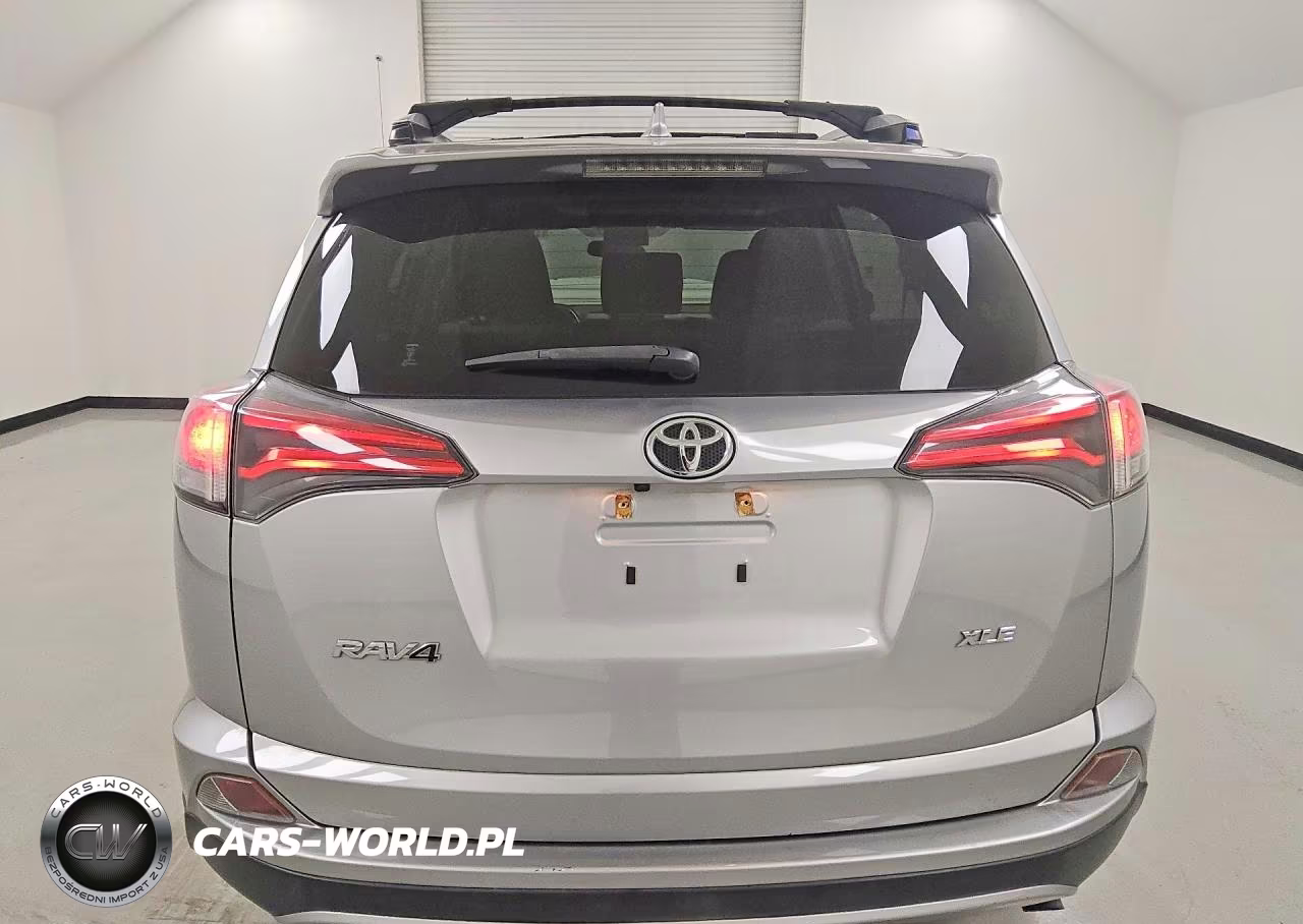 2018 Toyota Rav4 Xle VIN:JTMWFREV9JJ164277 - 6