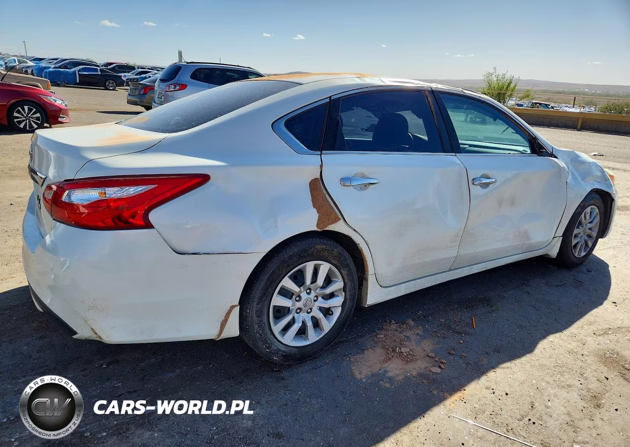 2017 Nissan Altima 2.5 S VIN:1N4AL3AP7HN325211 - 3